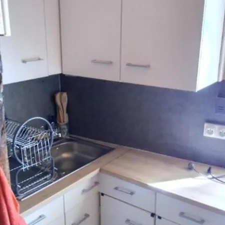 Maison De Charme A - 3 Pers, Parc Des Volcans - Fr-1-814-133 *